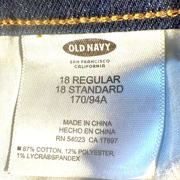 Mid-Rise Wow Boyfriend Straight Jeans - Size 18 - Picture 5 of 6